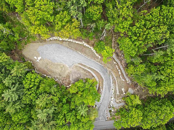 3rd image of 21-2 Leach Hill Road