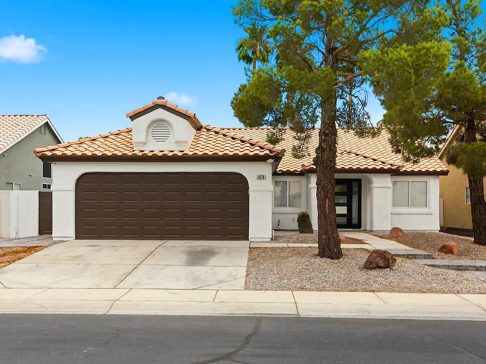 4818 Carefree Dr #4818