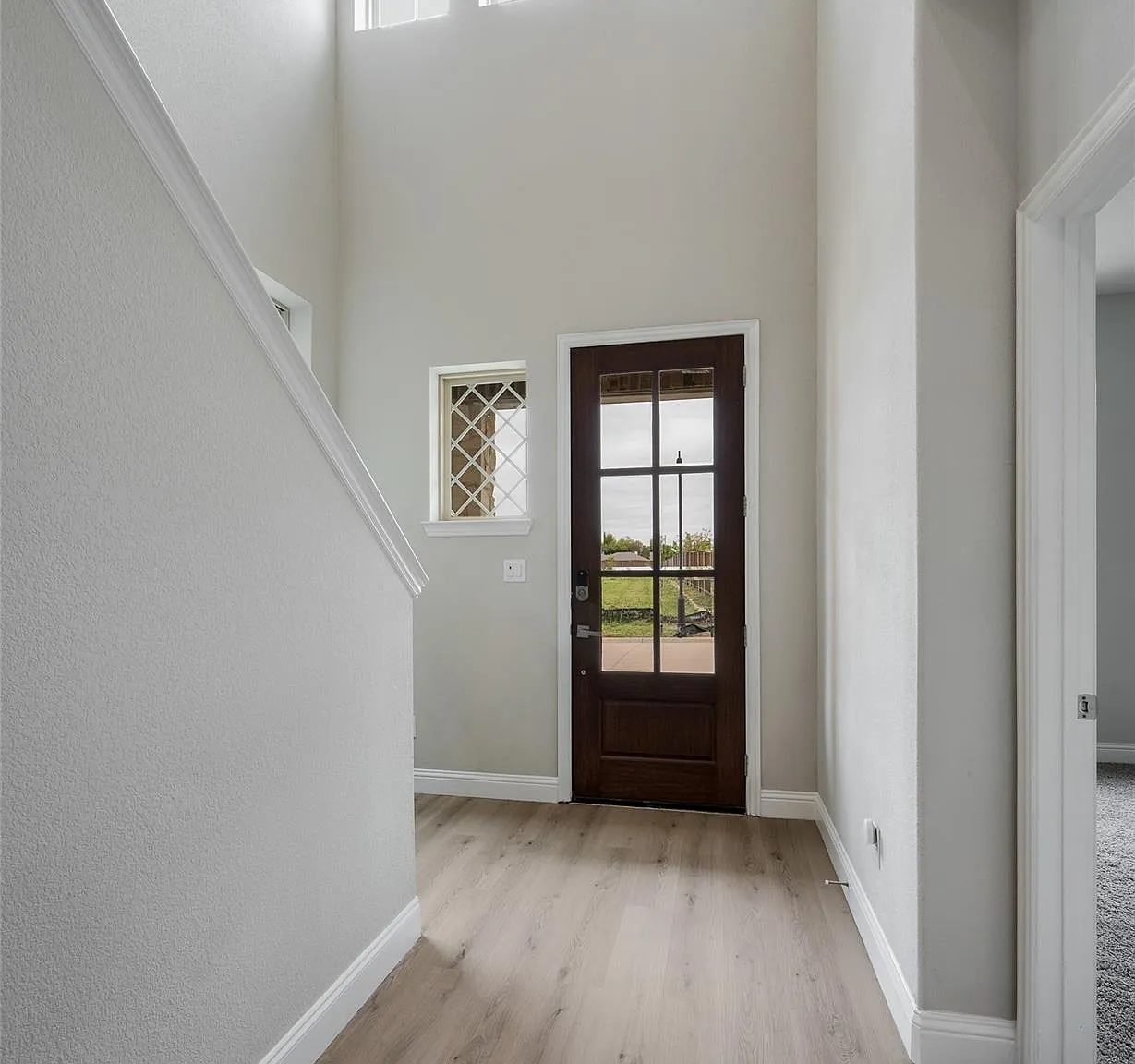 3 bed, 1876 sqft, $2,795 — Photo 4
