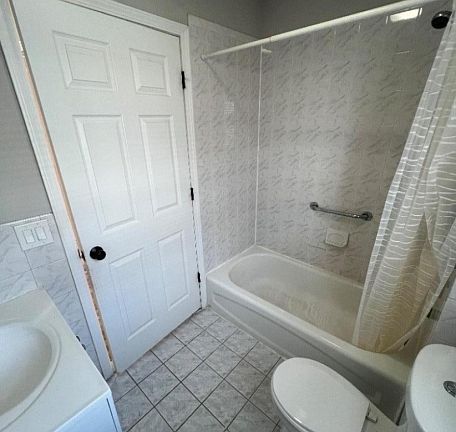 4th image of 525 Jefferson Ave Floor 2