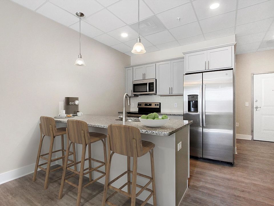 1 BR Kitchen