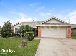 901 Meadow Cir, Keller, TX 76248