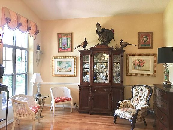 5th image of 1754 Pineland Ct