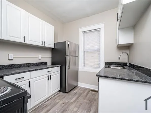 1019 Bank St, Hopewell, VA 23860