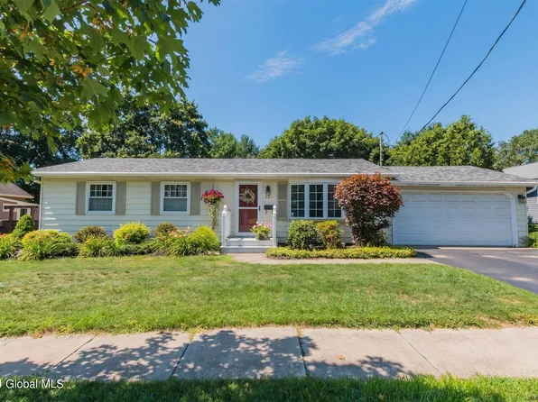 221 Jansen Avenue, Johnstown, NY 12095