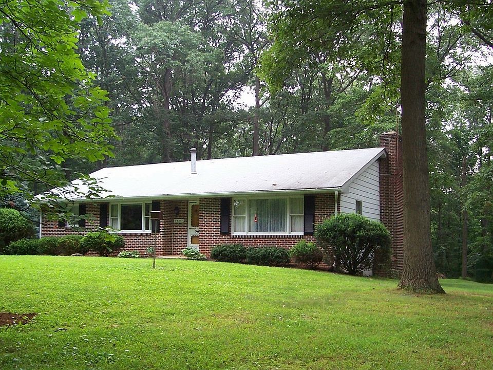 Beautiful Wooded Lot