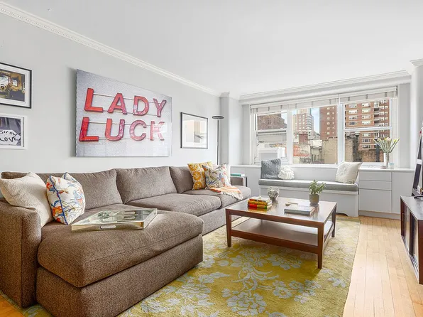 360 W 22nd St APT 7-G, New York, NY 10011