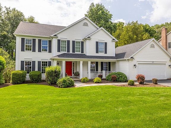2nd image of 25 Wenham Ln