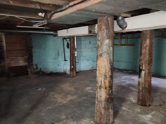 15th image of this home