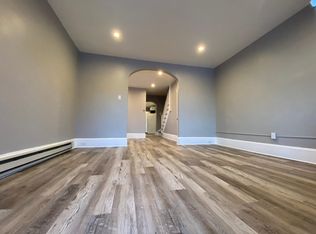 22 W Laurel St FLOOR 2, Shenandoah, PA 17976