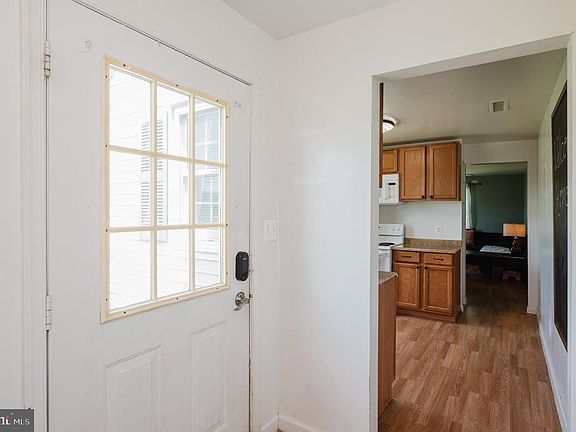 4th image of 2707 Ady Rd