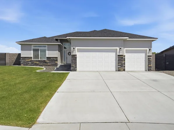 7207 Cornflower Dr, Pasco, WA 99301