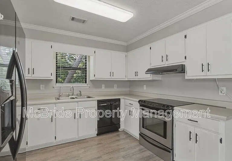 342 Village Square Dr — Photo 10