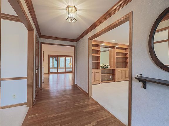 5th image of 7289 Smokey Woods Ln