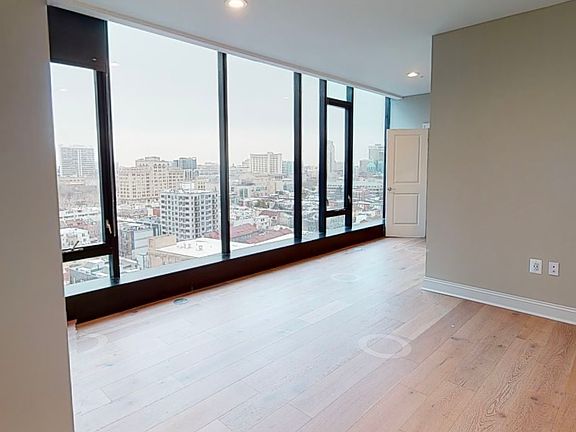 5th image of 2301 Race St #2601