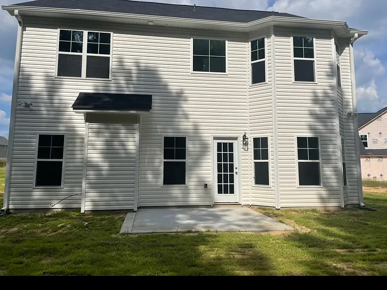 4800 Headwind Dr — Photo 2
