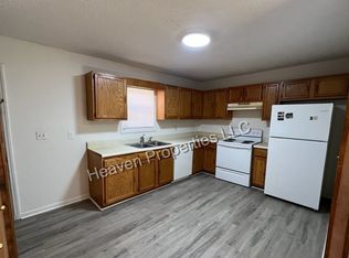 519 Leonford St, Lexington, NC 27292