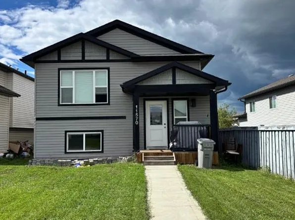 11570 B S 76th Ave, Grande Prairie, AB T8W 0B6