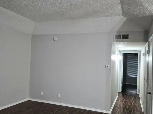 406 Matt Ln, Arlington, TX 76012