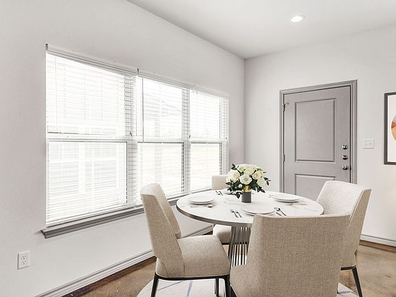 5th image of 625 Papillon Rd #36