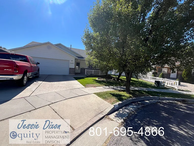 1043 Sharp Mountain Dr — Photo 8
