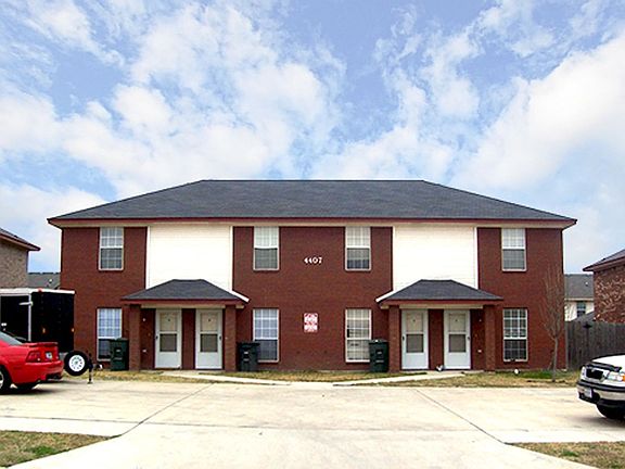 2nd image of 4407 Jeff Scott Dr APT A