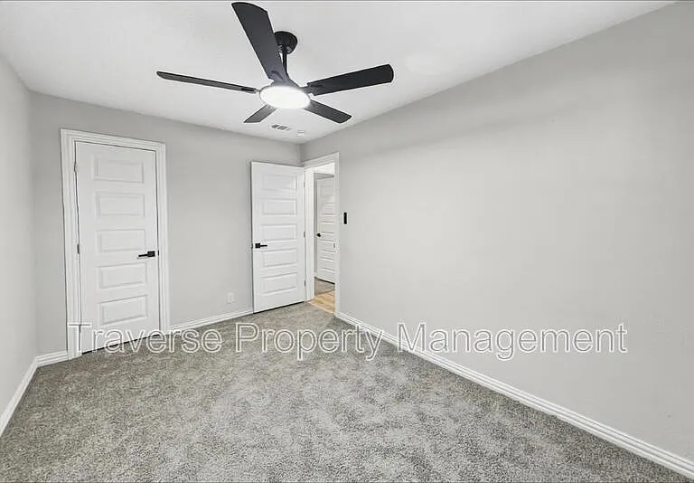 3716 Clotell Dr — Photo 17