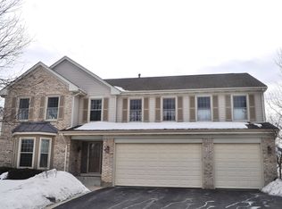 1391 Notting Hill Rd, Algonquin, IL 60102