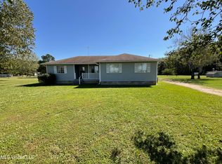 845 Fulmer Rd, Como, MS 38619