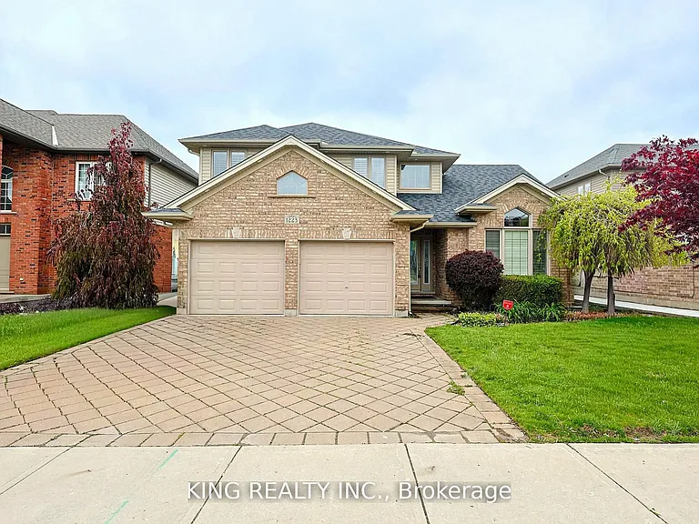 1223 Coronation Dr — Photo 1