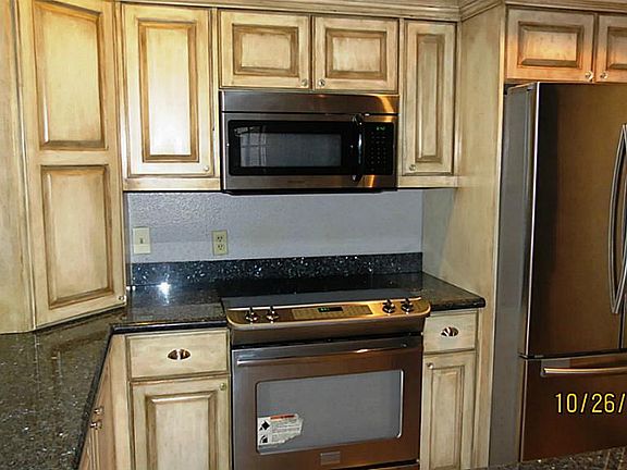 4th image of 2121 El Paseo St APT 1800