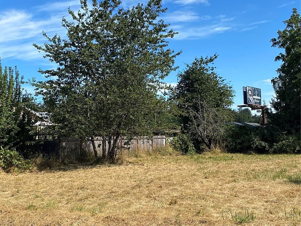 1st image of 93 XX 17th Avenue E
