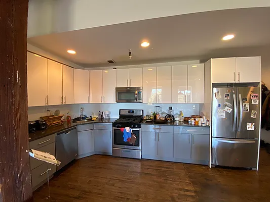 Rented by Compass | media 14