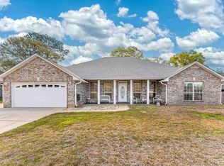 7220 Annandale Dr, Pensacola, FL 32526