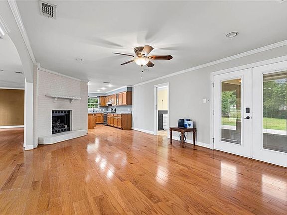 4th image of 6300 Cottage Hill Rd