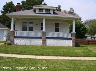 1005 S Prairie St, Champaign, IL 61820