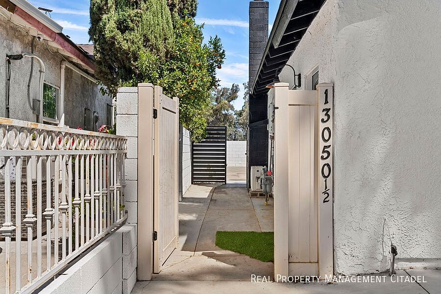 1st image of 13050 1/2 W Tonopah St