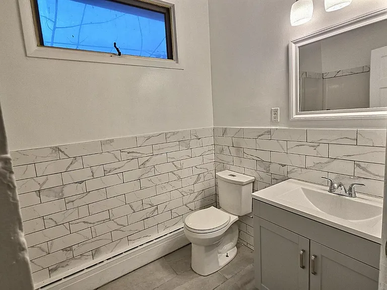 304 N Lynn Blvd — Photo 7
