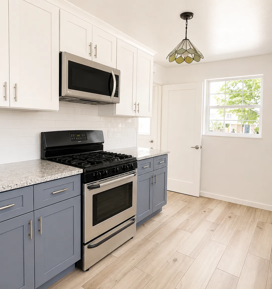 2 bed, 804 sqft, $2,300 — Photo 3