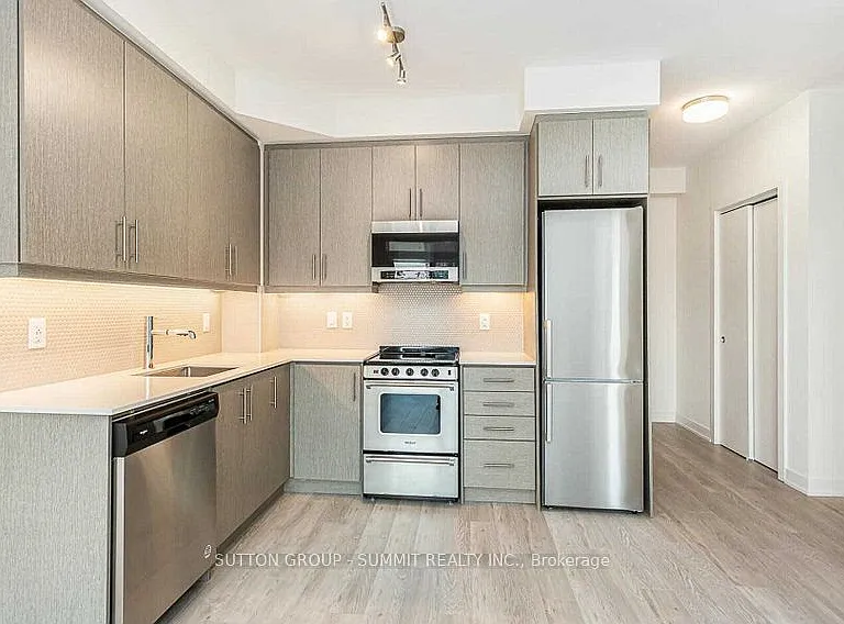 212 King William St #616 — Photo 7