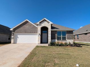 1324 Bristol Way, Granbury, TX 76048