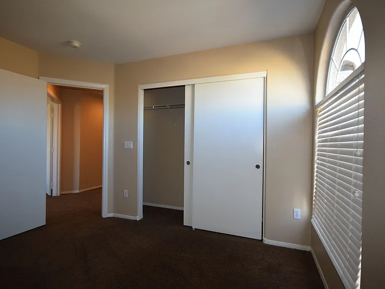 4036 Joyous St — Photo 21