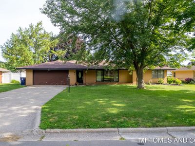 41 W 38th St, Holland, MI, 49423