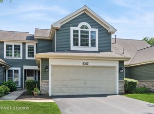 1062 Ridgefield Cir, Carol Stream, IL 60188