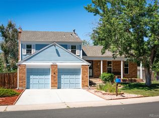 1433 S Vaughn Cir, Aurora, CO 80012