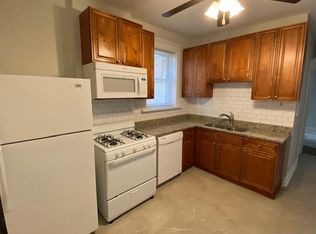 2852 N Maplewood Ave #1, Chicago, IL 60618