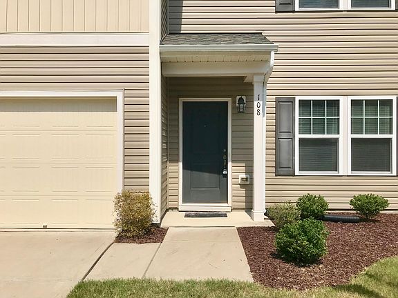 Front Entrance/Porch