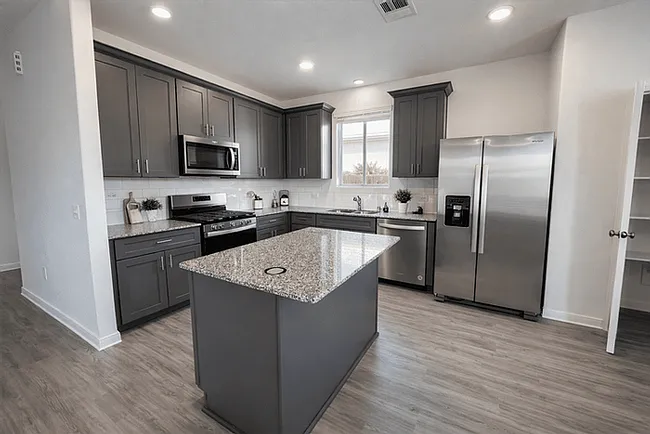 Building Photo - 14866 Ash Landing Dr