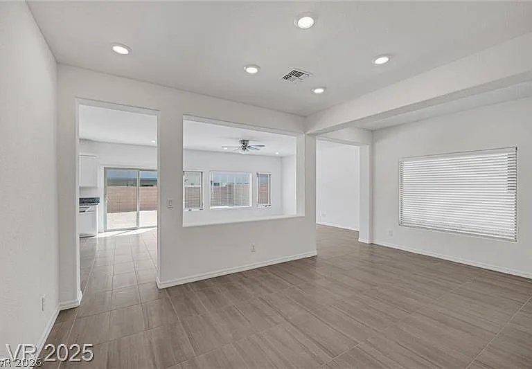 6533 Twin Brooks Ave — Photo 17