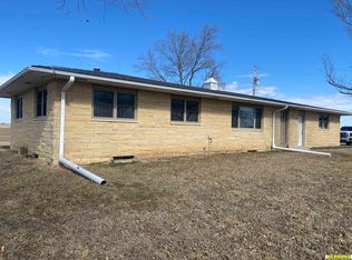 6371 S Rd, Julian, NE 68379